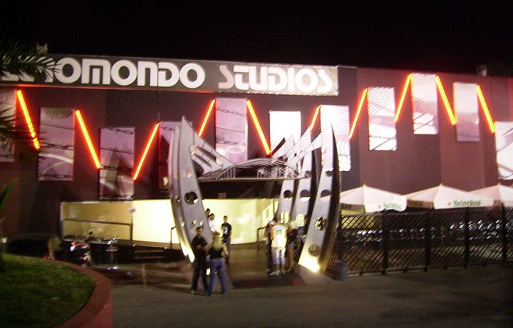  ALTROMONDO STUDIOS 